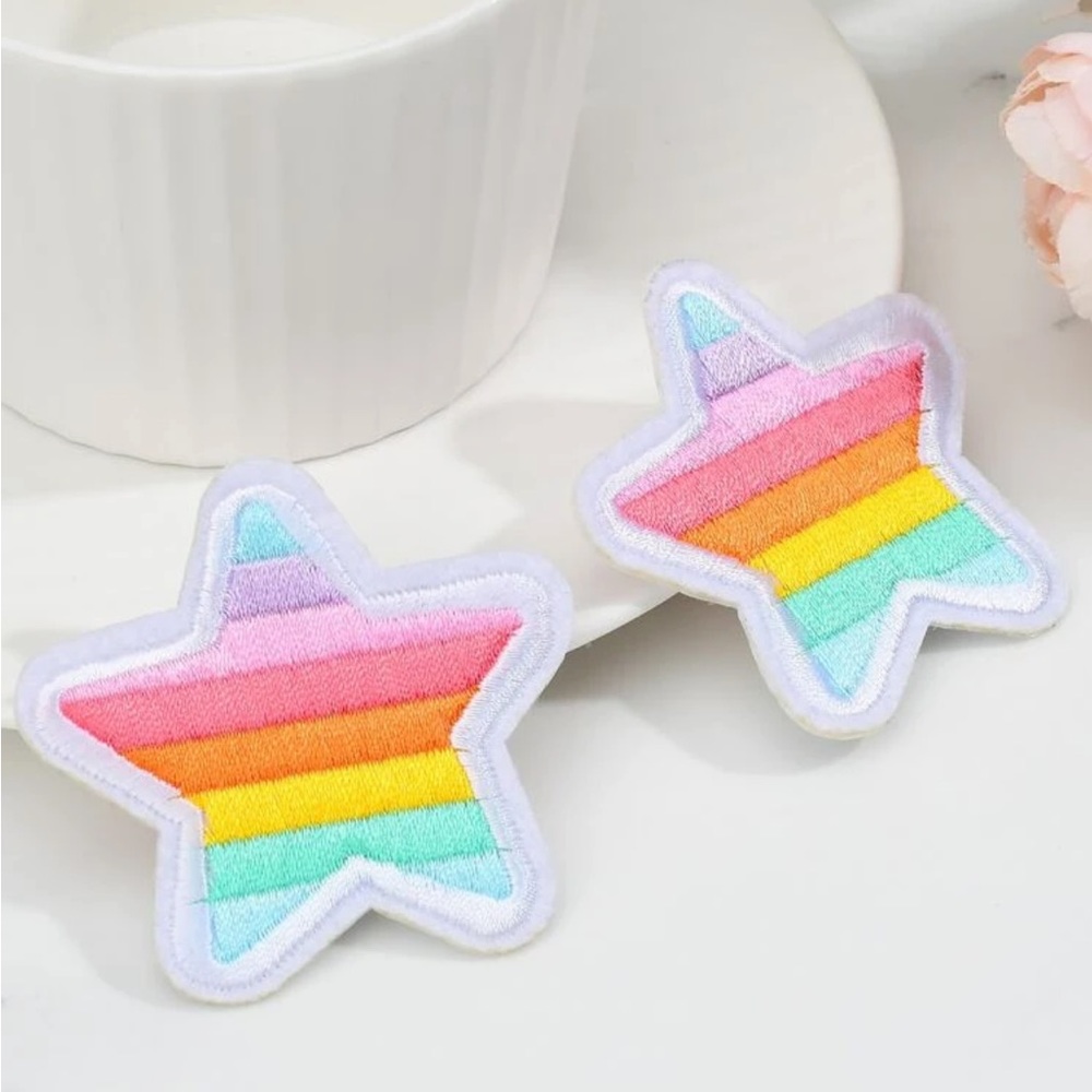 Pastel RAINBOW stripe star patch‼️ ⭐️ 🌈
Iron on